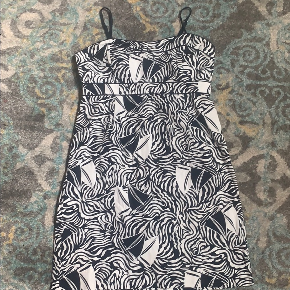 Vineyard Vines navy and white summer dress